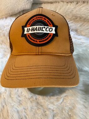 U-Haul NWOT “Celebrating 75 Years”  2020 Ridgefield, Washington Unisex Cap